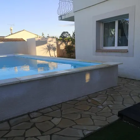 Dans Avec Jardin Et Piscine Privee 4 Personnes Διαμέρισμα