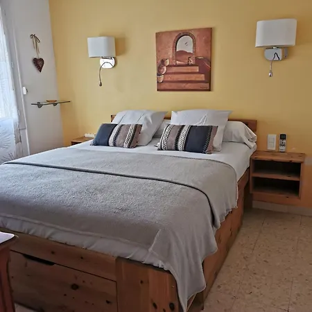 Διαμέρισμα Dans Avec Jardin Et Piscine Privee 4 Personnes *